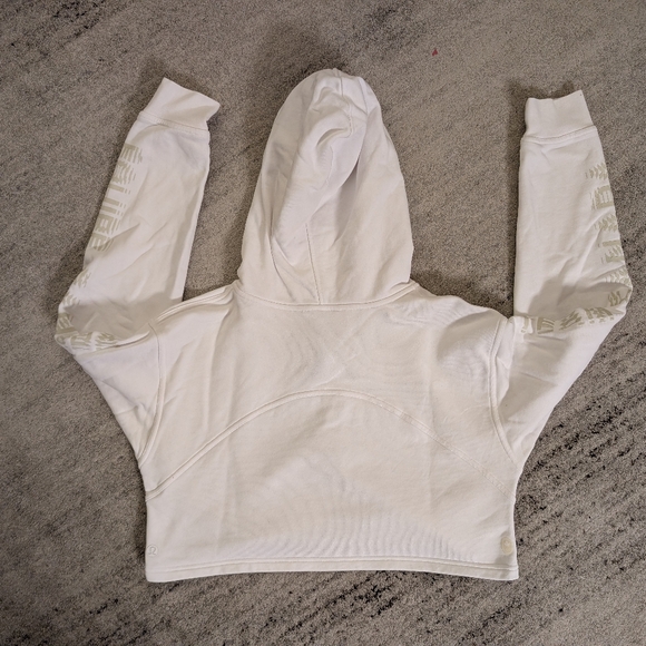 Lululemon All Yours Cropped Hoodie OCO logo - Picture 5 of 7